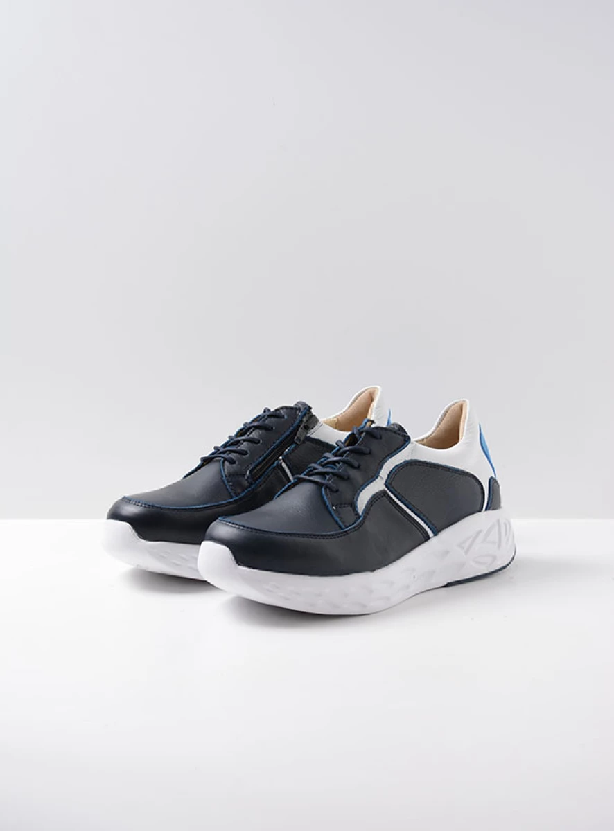Bounce trainers online