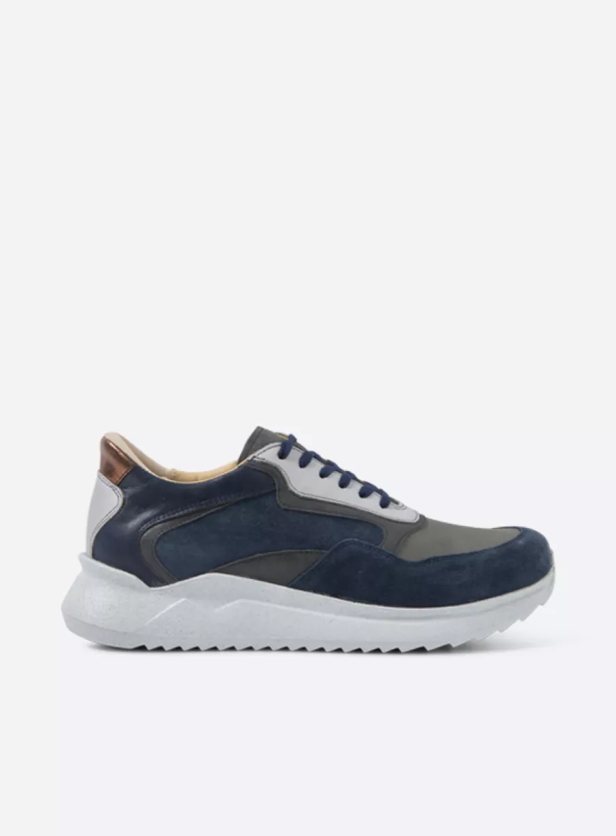 Wolky Trainers 05750 Whaler 90823 navy combi stretch leather