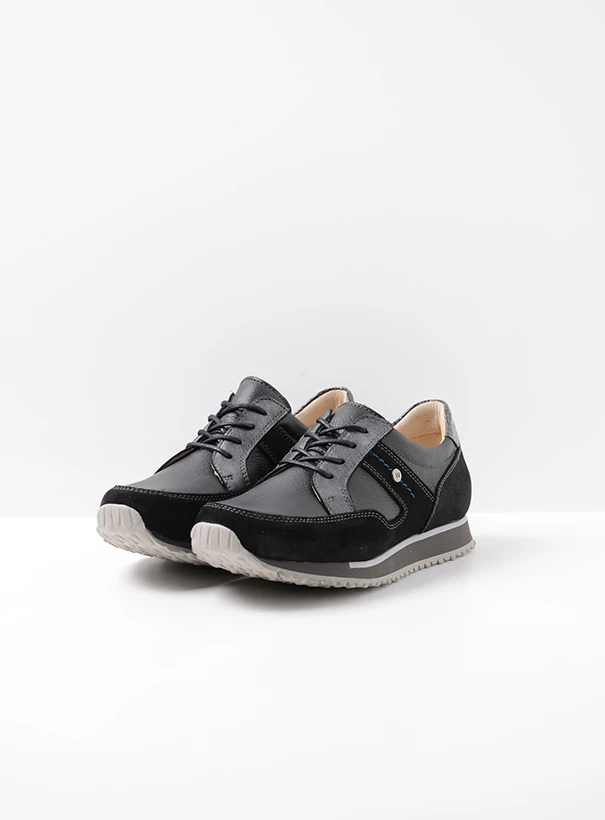 wolky low lace up shoes 05804 e walk 90001 black combi leather front