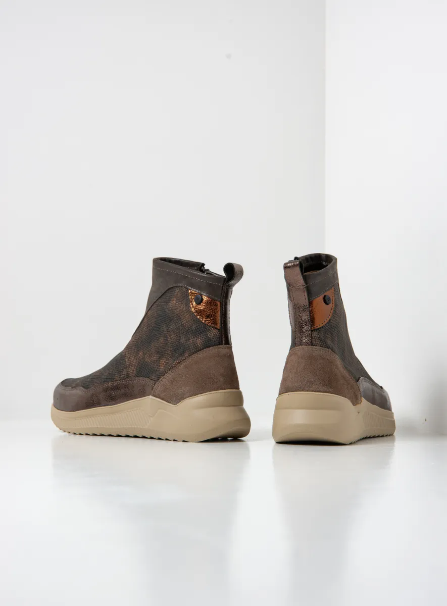 Wolky Trainers 05828 e-Stride S2F 36203 lead effect leather
