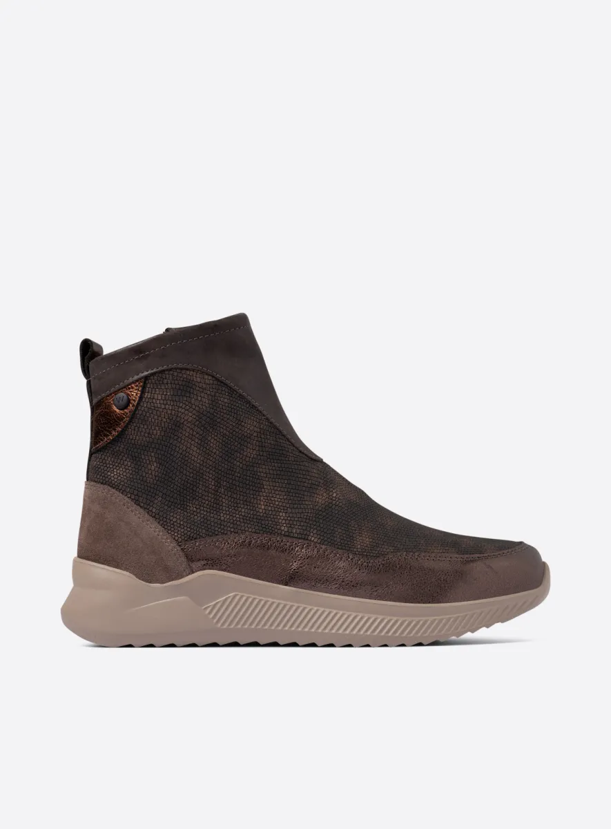Wolky e-Stride S2F - lead effect leather Ankle boots for women