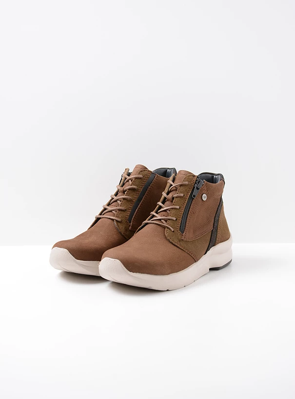 wolky high lace up shoes 05891 glacier 90301 brown combi leather front