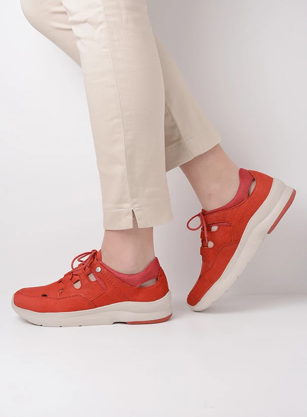 wolky low lace up shoes 05894 galena 11570 red nubuck sfeer