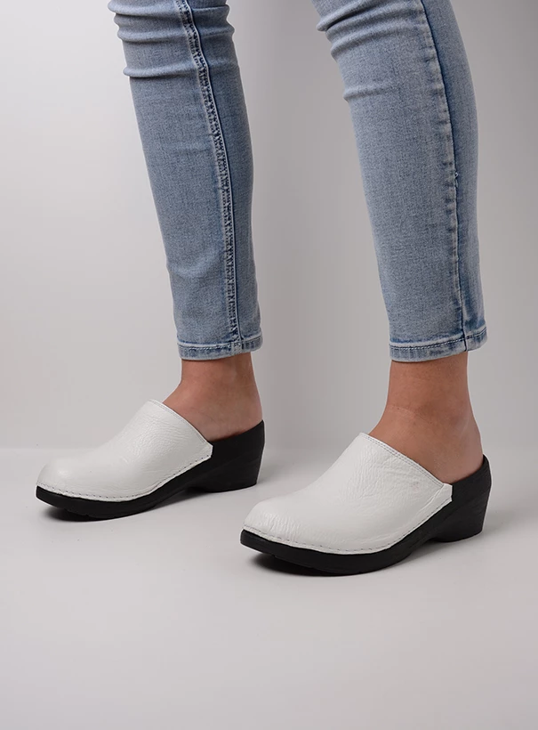 wolky clogs 06075 pro clog 70100 white leather sfeer