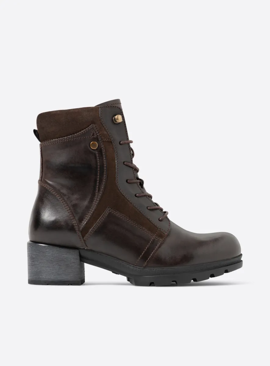 Wolky Dayton - brown leather Biker boots for women