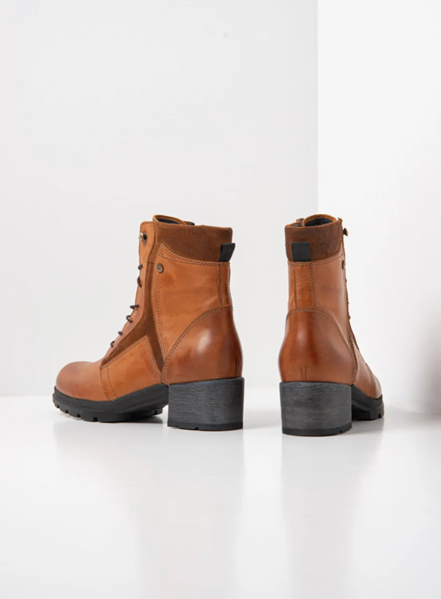 Wolky Dayton - cognac leather Biker boots for women