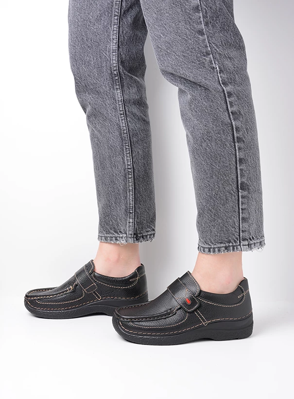 wolky comfort shoes 06221 roll strap 70000 black printed leather sfeer