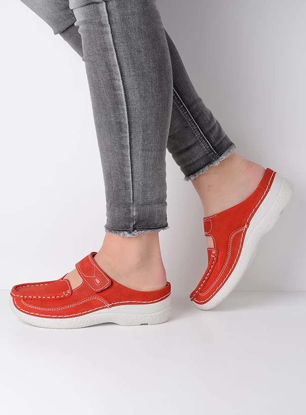 wolky comfort shoes 06227 roll slipper 11570 red summer nubuck detail