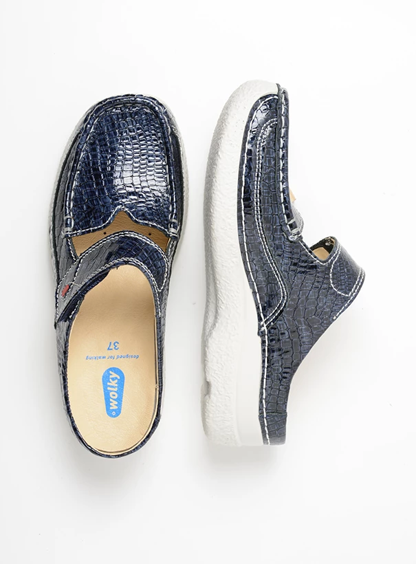 wolky comfort shoes 06227 roll slipper 67870 blue crocolook patent leather top