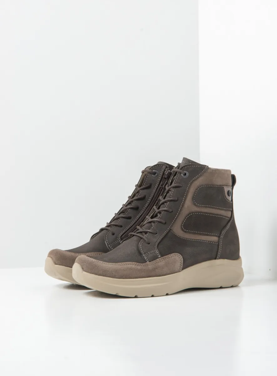 Wolky Slam - lead nubuck Arch support shoes for women