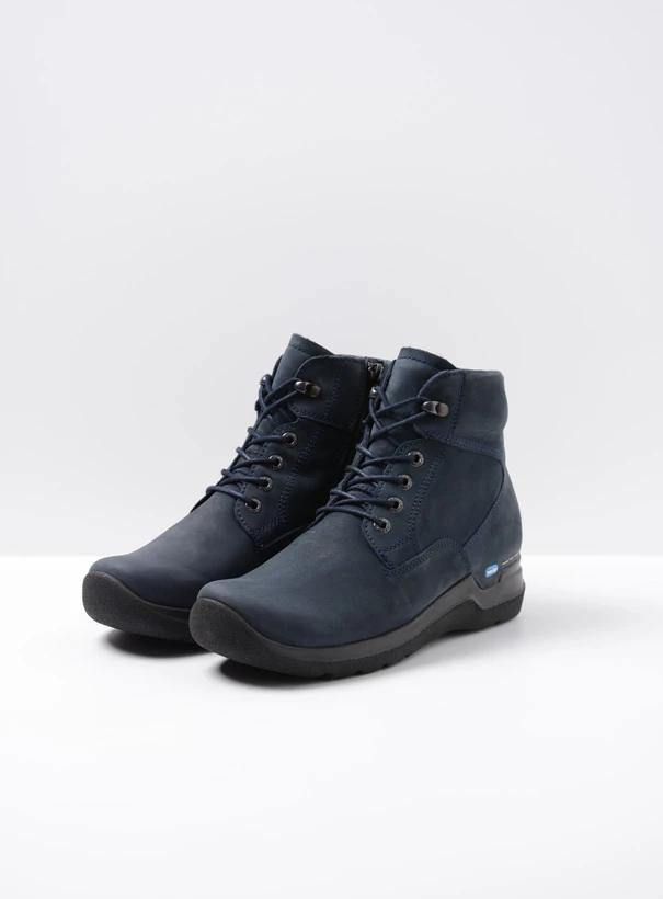 wolky high lace up shoes 06612 whynot 16800 blue nubuck front