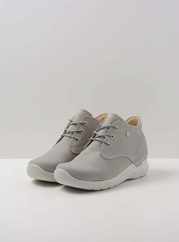 wolky high lace up shoes 06618 truth hv 11206 light gray nubuck front