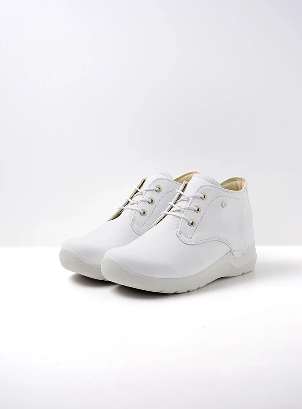 wolky high lace up shoes 06618 truth hv 20100 white leather front