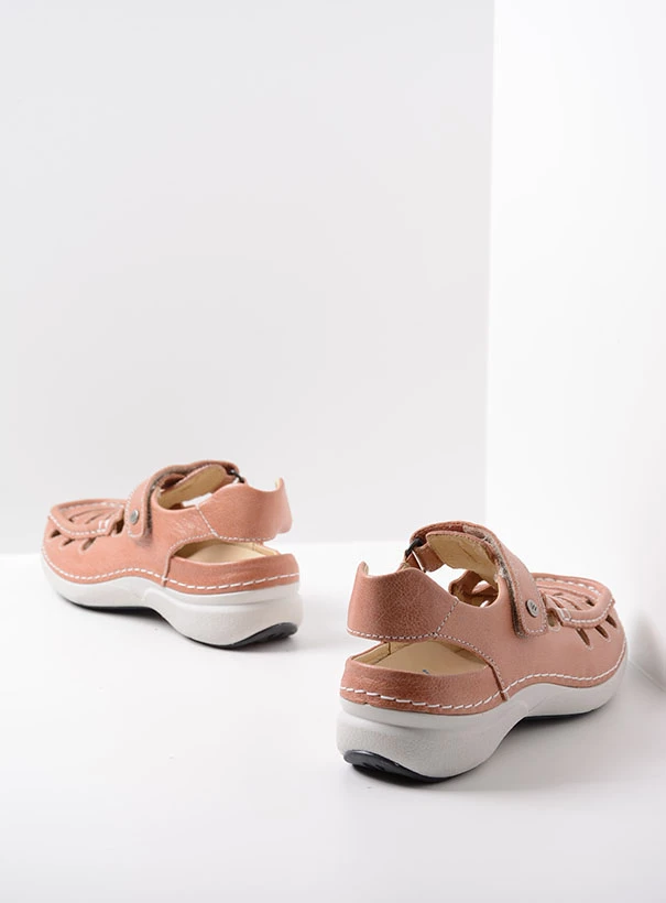 wolky comfort shoes 07204 rolling sun 35435 soft pink leather back
