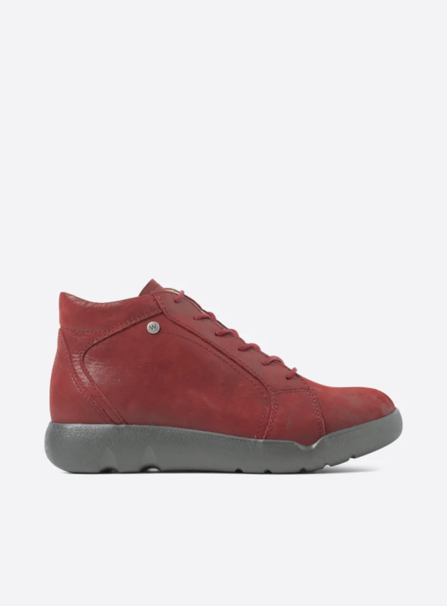 Wolky Lugana - cherry red effect leather Arch support shoes for women