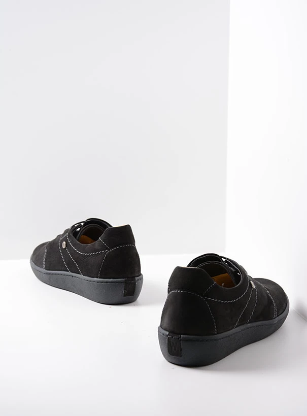 wolky comfort shoes 08125 artemis 50000 black oiled nubuck back