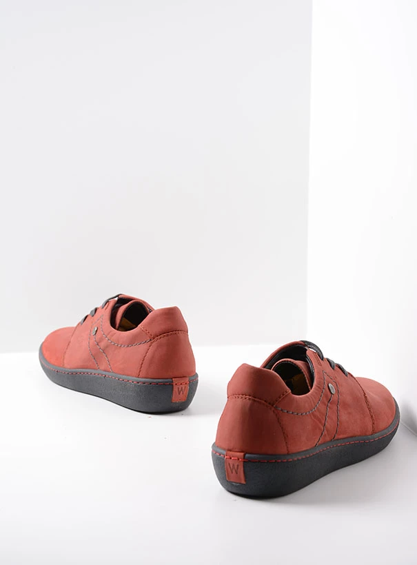 wolky comfort shoes 08125 artemis 50505 dark red oiled leather back