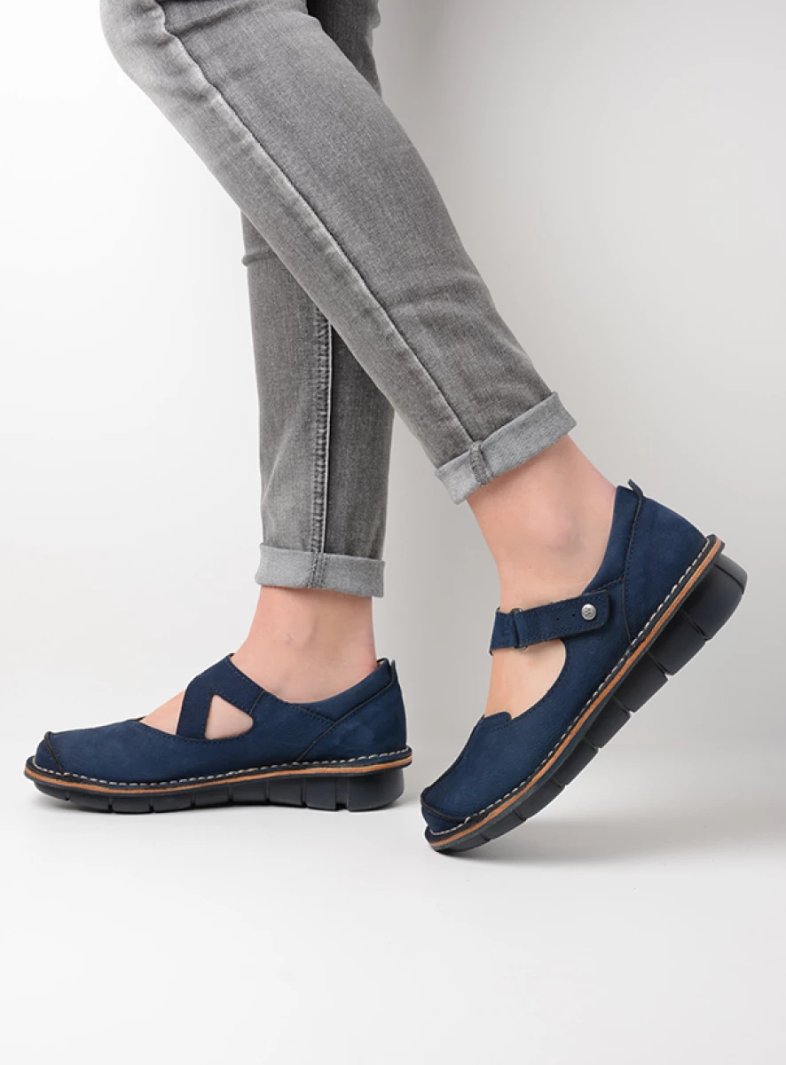 wolky mary janes 08389 cordoba 11820 blue nubuck detail