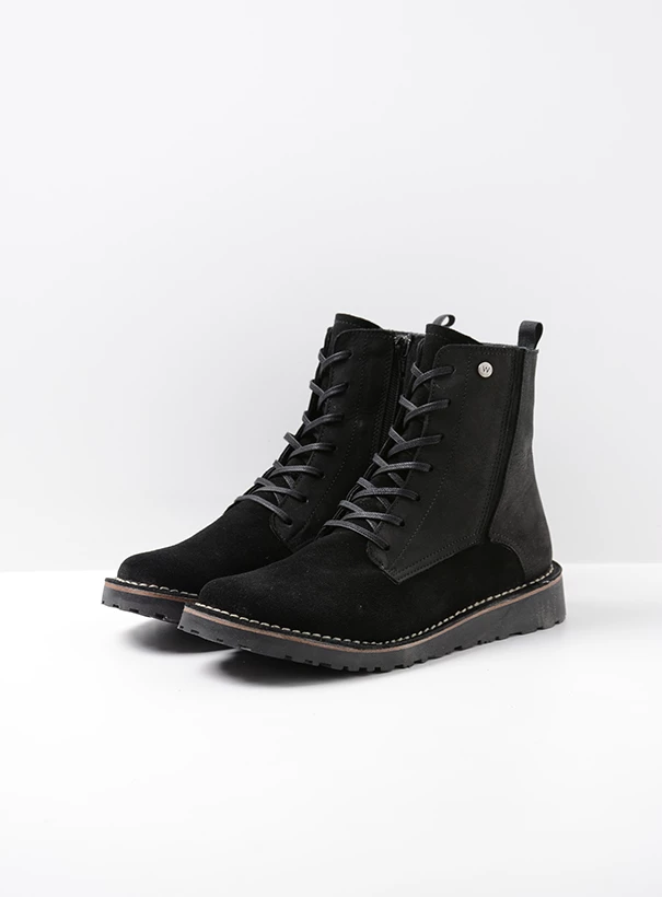 wolky ankle boots 08425 wagga wagga 40000 black suede front